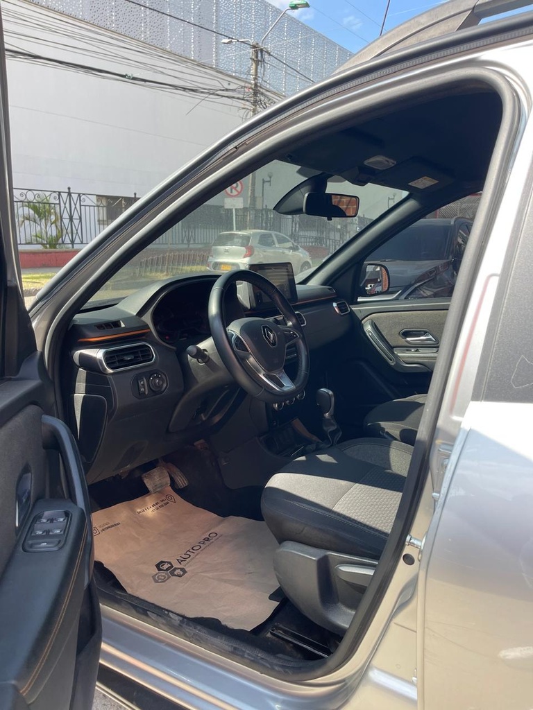 RENAULT OROCH INTENS 1.300CC TURBO 2023 AUT 