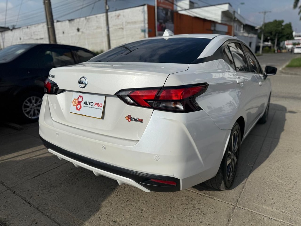 NISSAN VERSA ADVANCE 2021 AUT