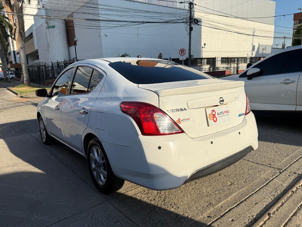 NISSAN VERSA ADVANCE 1FL 2016 MEC