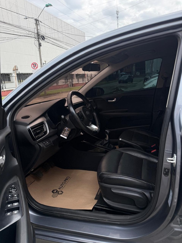 KIA RIO VIBRANT SD 2020 MEC