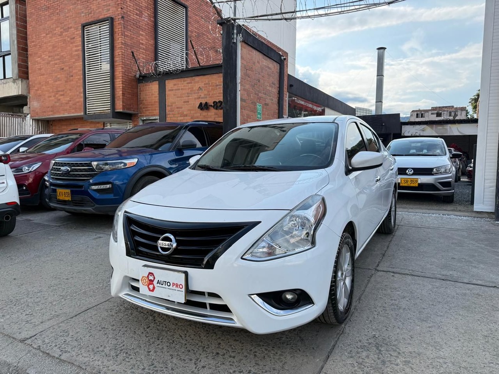 NISSAN VERSA ADVANCE 1FL 2015 MEC
