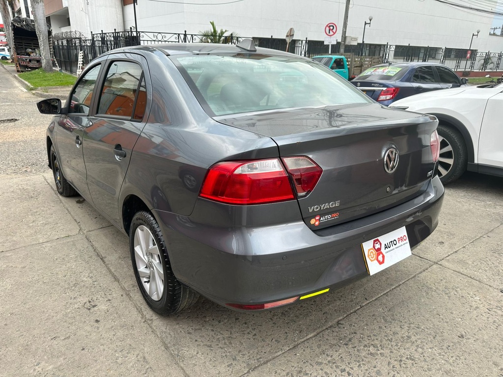 VOLKSWAGEN VOYAGE COMFORTLINE 2022 AUT