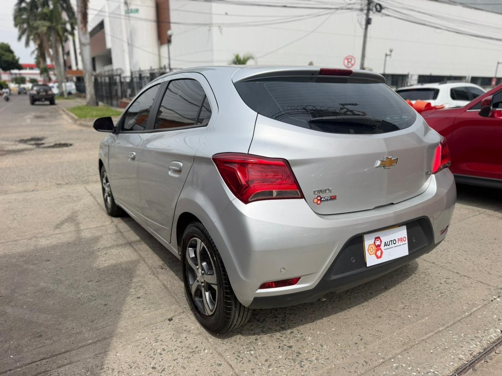 CHEVROLET ONIX HATCH BACK LTZ 2020 AUT