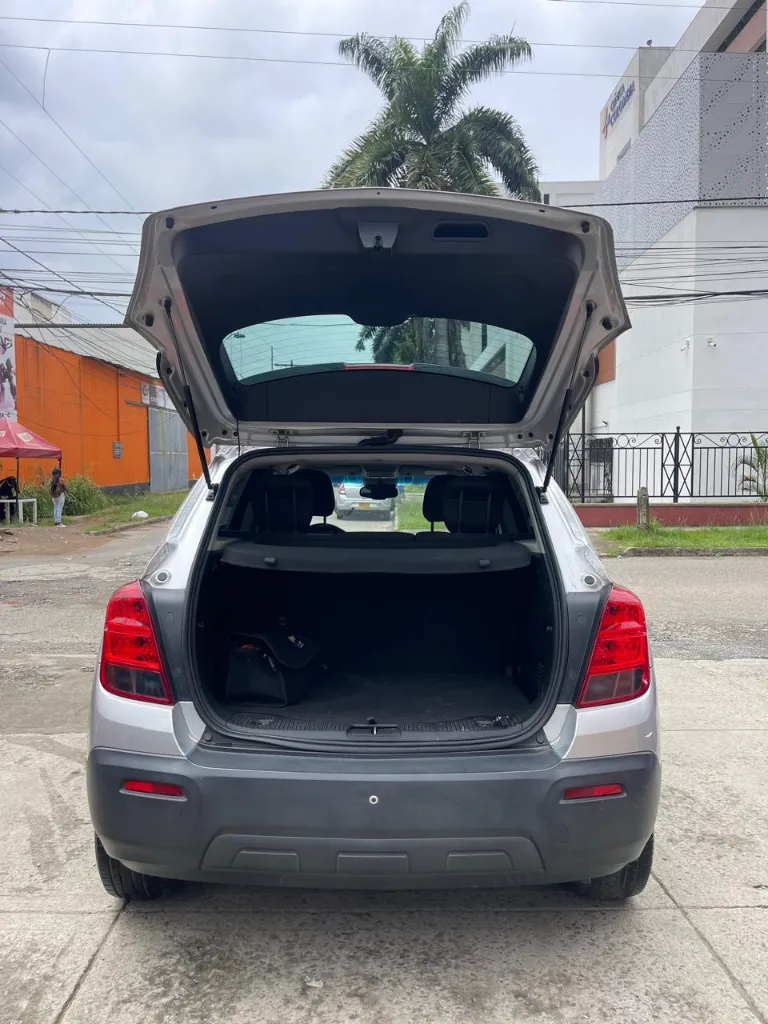 CHEVROLET TRACKER LS 2014 AUT.webp
