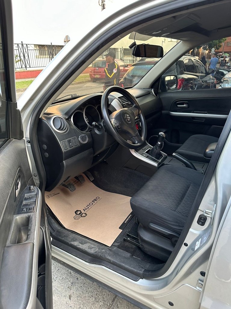 SUZUKI GRAND VITARA 5P 2.400CC 4X2 2015 MEC